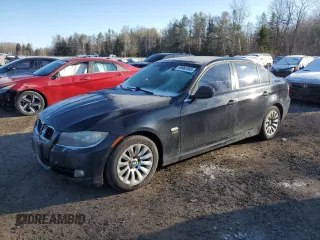 2009 BMW 3 Series 328i xDrive z VIN WBAPK73539A454076, wystawiony jako Copart lot #49962565 z przebiegiem 319 544 mil mil oraz Czysty tytuł • Clean title. Historia ofert i sprzedaży dostępna na DreamBid. Obrazek 1.