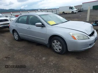 2005 Honda Accord LX z VIN 1HGCM56445A011210, wystawiony jako IAAI lot #42800122 z przebiegiem 115 558 mil mil oraz . Historia ofert i sprzedaży dostępna na DreamBid. Obrazek 1.