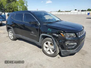 2018 Jeep Compass Latitude with VIN 3C4NJDBB8JT417492, listed as a Copart auction lot 50998975 with 141,975 mi miles and Salvage title. Bid and sale history available at DreamBid. Image 4.