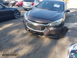 2014 Chevrolet Malibu LS with VIN 1G11B5SL5EF236384, listed as a IAAI auction lot 40187078 with 136,666 mi miles. Bid and sale history available at carsss.com. Image 6.