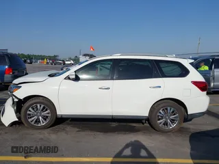 2019 Nissan Pathfinder SV z VIN 5N1DR2MN9KC628340, wystawiony jako IAAI lot #42263841 z przebiegiem 110 951 mil mil oraz . Historia ofert i sprzedaży dostępna na DreamBid. Obrazek 14.