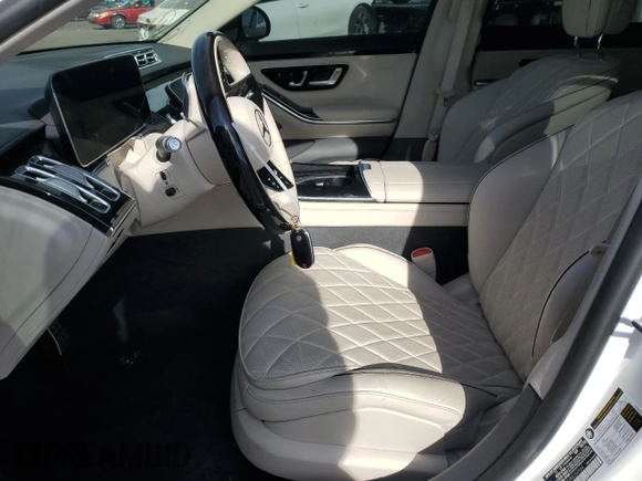 2024 Mercedes-Benz S 580e with VIN W1K6G6KB0RA259964, listed as a Copart auction lot 82029224 with 9,447 mi miles and Salvage Title. Bid and sale history available at DreamBid. Image 7.