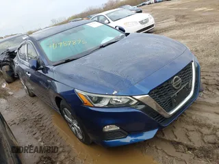 2019 Nissan Altima S with VIN 1N4BL4BV0KC159821, listed as a IAAI auction lot 41989875 with 129,026 mi miles and . Bid and sale history available at carsss.com. Image 1.