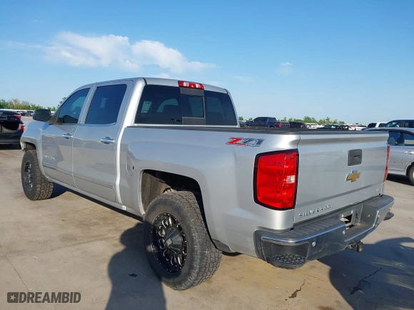 2015 Chevrolet Silverado 1500 LTZ with VIN 3GCUKSEC3FG338376, listed as a IAAI auction lot 42007176 with 145,472 mi miles. Bid and sale history available at carsss.com. Image 3.