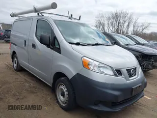 2015 Nissan NV200 SV with VIN 3N6CM0KN3FK701947, listed as a IAAI auction lot 42022905 with 35,282 mi miles. Bid and sale history available at carsss.com. Image 1.