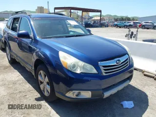 2011 Subaru Outback 2.5i Limited Pwr Moon with VIN 4S4BRCKC9B3380573, listed as a IAAI auction lot 41998904 with 192,528 mi miles. Bid and sale history available at carsss.com. Image 1.
