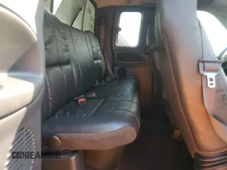 2000 Dodge Ram 2500 with VIN 1B7KF2369YJ131193, listed as a Copart auction lot 64900694 with 270,394 mi miles and Salvage Title. Bid and sale history available at carsss.com. Image 10.