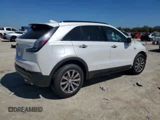 2021 Cadillac XT4 FWD Sport with VIN 1GYFZER42MF076951, listed as a Copart auction lot 46797935 with 35,886 mi miles and Salvage Title. Bid and sale history available at DreamBid. Image 3.