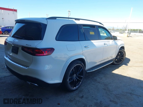 2025 Mercedes-Benz GLS 450 with VIN 4JGFF5KE5SB338205, listed as a IAAI auction lot 41748715 with 3,796 mi miles and . Bid and sale history available at DreamBid. Image 4.