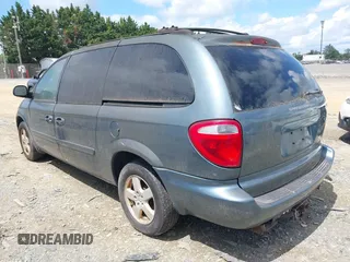 2005 Dodge Caravan SXT z VIN 2D4GP44L15R546084, wystawiony jako IAAI lot #42286166 z przebiegiem 252 631 mil mil oraz . Historia ofert i sprzedaży dostępna na DreamBid. Obrazek 3.