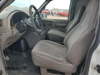 2004 Chevrolet Astro Cargo with VIN 1GCDM19X24B107752, listed as a Copart auction lot 86927524 with 292,965 mi miles and Salvage Title. Bid and sale history available at carsss.com. Image 7.