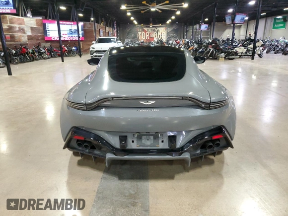 2020 Aston Martin Vantage z VIN SCFSMGAW6LGN03859, wystawiony jako Copart lot #52294204 z przebiegiem 47 486 mil mil oraz Szkoda całkowita • Salvage title. Historia ofert i sprzedaży dostępna na DreamBid. Obrazek 4.