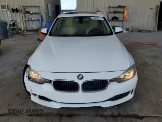 2015 BMW 3 Series 320i xDrive z VIN WBA3C3G51FNS74131, wystawiony jako Copart lot #56009775 z przebiegiem 155 617 mil mil oraz Szkoda całkowita • Salvage title. Historia ofert i sprzedaży dostępna na DreamBid. Obrazek 5.