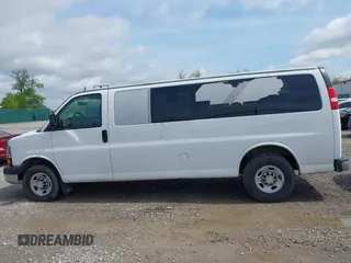 2015 Chevrolet Express Passenger LT с VIN 1GAZG1FG8F1119472, выставлен на аукционе IAAI как лот 42115275 с пробегом 248 382 миль миль и . История ставок и продаж доступна на DreamBid. Изображение 14.