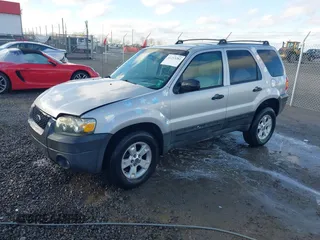 2007 Ford Escape XLT with VIN 1FMYU03Z37KA92572, listed as a IAAI auction lot 41213281 with 129,366 mi miles. Bid and sale history available at carsss.com. Image 19.