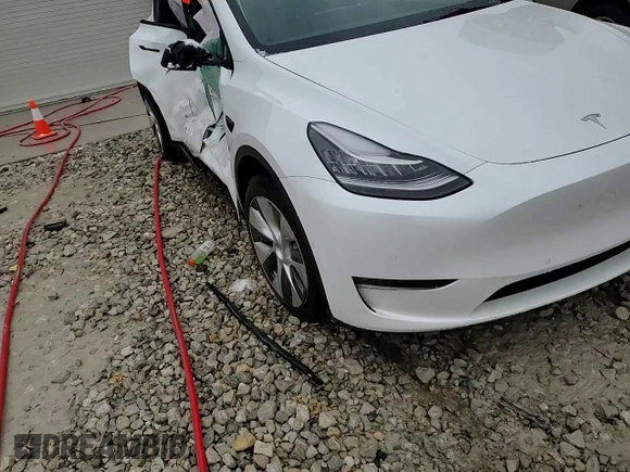 2021 Tesla Model Y Long Range with VIN 5YJYGDEE0MF265423, listed as a Copart auction lot 50298545 with Not Provided miles and Non Repairable. Bid and sale history available at DreamBid. Image 14.
