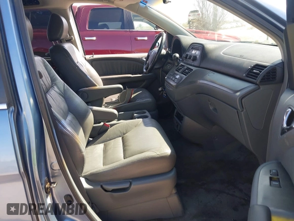 2006 Honda Odyssey EX-L with VIN 5FNRL38796B099851, listed as a IAAI auction lot 41555109 with 154,707 mi miles and . Bid and sale history available at DreamBid. Image 5.