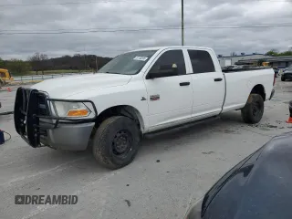 2011 Ram 2500 Laramie с VIN 3D7UT2CL4BG638055, выставлен на аукционе Copart как лот 50150265 с пробегом 158 167 миль миль и Чистый • Clean title. История ставок и продаж доступна на DreamBid. Изображение 1.