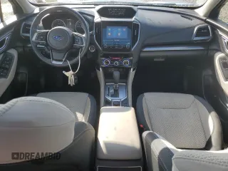 2024 Subaru Forester Premium z VIN JF2SKADC2RH427726, wystawiony jako Copart lot #55422345 z przebiegiem 26 570 mil mil oraz Szkoda całkowita • Salvage title. Historia ofert i sprzedaży dostępna na DreamBid. Obrazek 8.