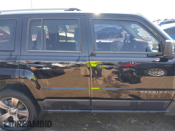 2016 Jeep Patriot Sport с VIN 1C4NJPBA3GD747922, выставлен на аукционе IAAI как лот 41986421 с пробегом 86 367 миль миль и . История ставок и продаж доступна на DreamBid. Изображение 13.