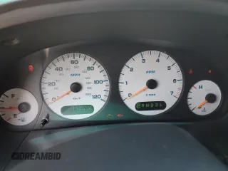 2004 Dodge Caravan SXT z VIN 2D4GP44L84R503005, wystawiony jako Copart lot #46850405 z przebiegiem 138 542 mil mil oraz Czysty tytuł • Clean title. Historia ofert i sprzedaży dostępna na DreamBid. Obrazek 9.