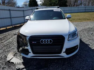 2016 Audi SQ5 Premium Plus with VIN WA1CCAFPXGA100555, listed as a Copart auction lot 47404525 with 84,495 mi miles and Salvage Title. Bid and sale history available at carsss.com. Image 5.
