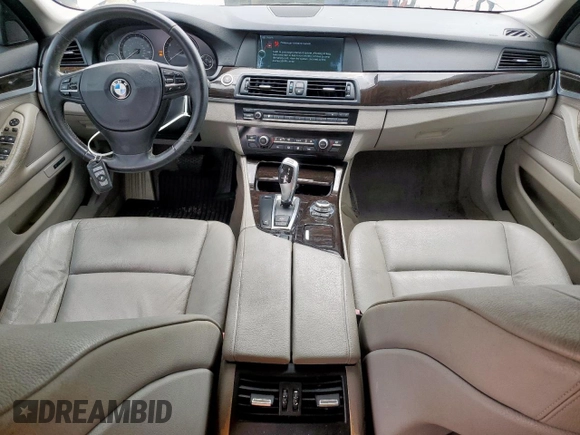2011 BMW 5 Series 528i with VIN WBAFR1C59BC737421, listed as a Copart auction lot 55323605 with 185,676 mi miles and Clean Title. Bid and sale history available at carsss.com. Image 8.