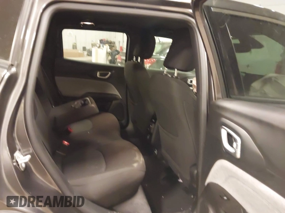 2023 Jeep Compass Sport with VIN 3C4NJDAN8PT531397, listed as a IAAI auction lot 41545093 with 9,915 mi miles and . Bid and sale history available at DreamBid. Image 8.