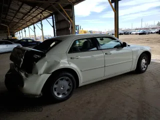 2005 Chrysler 300 Touring with VIN 2C3JA53G45H528672, listed as a Copart auction lot 55081825 with Not Provided miles and Salvage Title. Bid and sale history available at DreamBid. Image 3.