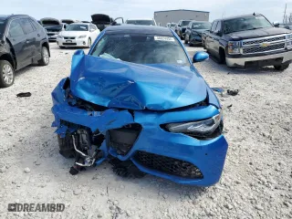 2018 Alfa Romeo Giulia Ti Sport with VIN ZARFAEEN7J7578331, listed as a Copart auction lot 48024455 with 0 mi miles and Salvage Title. Bid and sale history available at carsss.com. Image 5.