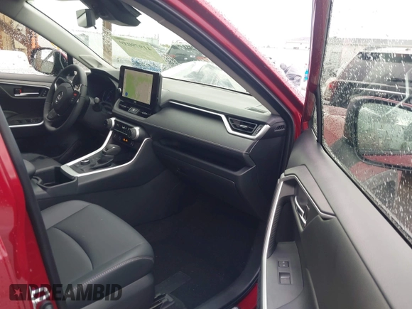 2025 Toyota RAV4 Hybrid XLE Premium with VIN JTMB6RFV6SD156635, listed as a IAAI auction lot 41979039 with 1,849 mi miles and . Bid and sale history available at DreamBid. Image 5.