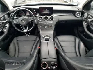 2016 Mercedes-Benz C 300 Luxury z VIN 55SWF4KB3GU109853, wystawiony jako Copart lot #49108095 z przebiegiem 111 508 mil mil oraz Szkoda całkowita • Salvage title. Historia ofert i sprzedaży dostępna na DreamBid. Obrazek 8.