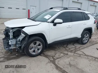 2023 Toyota RAV4 XLE with VIN 2T3P1RFV5PW350751, listed as a IAAI auction lot 41701062 with 32,607 mi miles. Bid and sale history available at carsss.com. Image 18.
