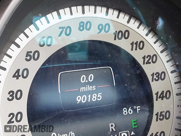 2014 Mercedes-Benz E 350 Luxury with VIN WDDHF8JB5EA935957, listed as a IAAI auction lot 42144957 with 90,185 mi miles and . Bid and sale history available at DreamBid. Image 15.