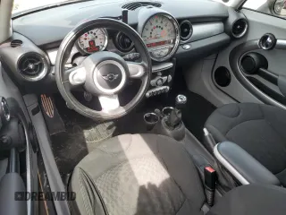 2007 MINI Hardtop S with VIN WMWMF73527TT83851, listed as a Copart auction lot 54740125 with 140,296 mi miles and Clean Title. Bid and sale history available at DreamBid. Image 8.