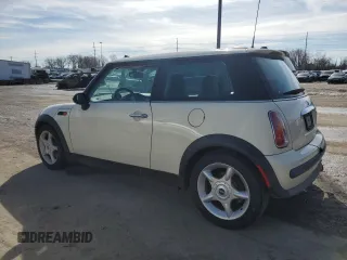2004 MINI Hardtop with VIN WMWRC33424TJ53673, listed as a Copart auction lot 47310755 with Not Provided miles and Clean Title. Bid and sale history available at DreamBid. Image 2.