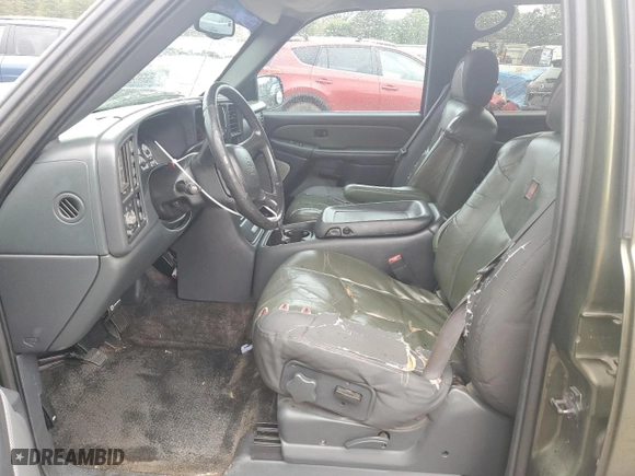 2002 Chevrolet Avalanche with VIN 3GNEK13T42G172064, listed as a Copart auction lot 51259735 with 212,715 mi miles and Salvage Title. Bid and sale history available at carsss.com. Image 7.