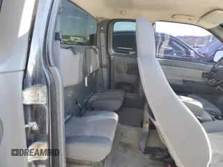 2005 GMC Canyon SLE Z85 with VIN 1GTCS196558171064, listed as a Copart auction lot 48133785 with 211,982 mi miles and Clean Title. Bid and sale history available at carsss.com. Image 10.