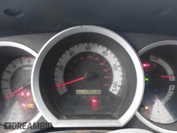 2014 Toyota Tacoma with VIN 5TFNX4CN9EX036087, listed as a IAAI auction lot 42135571 with 179,236 mi miles and . Bid and sale history available at DreamBid. Image 7.