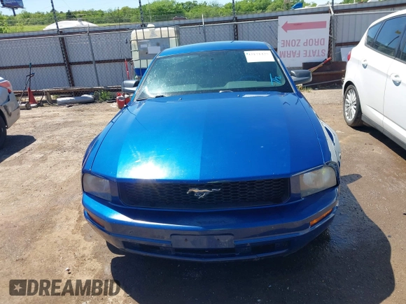 2008 Ford Mustang Deluxe with VIN 1ZVHT80N185198460, listed as a IAAI auction lot 42171425 with 135,024 mi miles and . Bid and sale history available at DreamBid. Image 12.