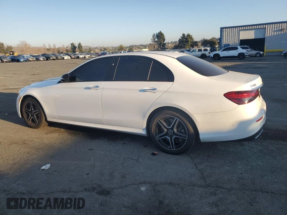 2021 Mercedes-Benz E-Class E 450 with VIN W1KZF5KBXMA934142, listed as a Copart auction lot 43231135 with 39,090 mi miles and Salvage Title. Bid and sale history available at carsss.com. Image 2.
