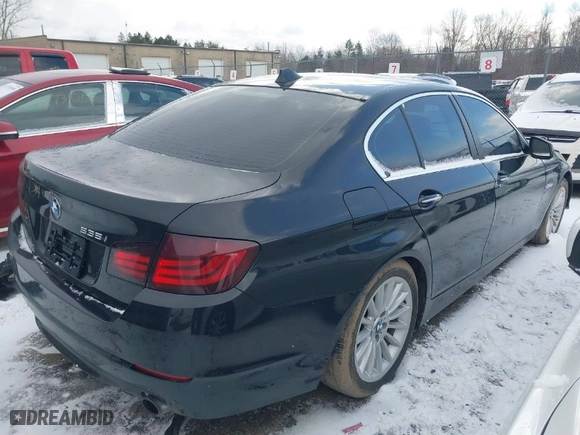 2011 BMW 5 Series 535i xDrive with VIN WBAFU7C58BC778897, listed as a IAAI auction lot 41732057 with 161,843 mi miles. Bid and sale history available at carsss.com. Image 4.