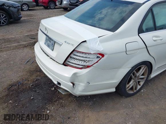 2012 Mercedes-Benz C 300 Sport with VIN WDDGF8BB2CA643903, listed as a IAAI auction lot 42570612 with 157,410 mi miles and . Bid and sale history available at DreamBid. Image 18.