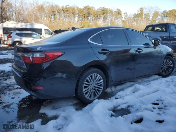 2013 Lexus ES 350 4dr Sdn with VIN JTHBK1GG5D2029627, listed as a Copart auction lot 88153255 with 196,430 mi miles and Salvage Title. Bid and sale history available at carsss.com. Image 3.
