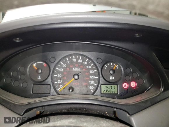 2002 Ford Focus LX with VIN 1FAFP33P92W148086, listed as a Copart auction lot 72825424 with 235,066 mi miles and Clean Title. Bid and sale history available at DreamBid. Image 9.