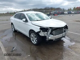 2017 Chevrolet Impala LT z VIN 1G1105S32HU186212, wystawiony jako IAAI lot #42052176 z przebiegiem 123 909 mil mil oraz . Historia ofert i sprzedaży dostępna na DreamBid. Obrazek 1.
