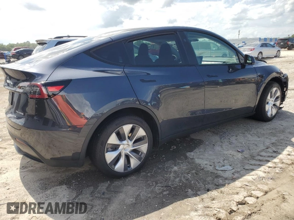 2024 Tesla Model Y Long Range z VIN 7SAYGDEE4RA251337, wystawiony jako Copart lot #59844555 z przebiegiem 16 011 mil mil oraz Szkoda całkowita • Salvage title. Historia ofert i sprzedaży dostępna na DreamBid. Obrazek 3.