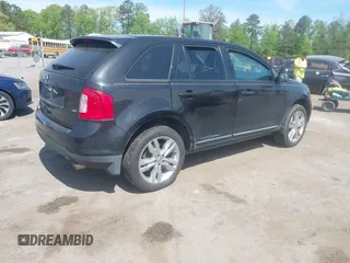 2013 Ford Edge SEL with VIN 2FMDK3JC1DBA58902, listed as a IAAI auction lot 42112569 with 184,971 mi miles. Bid and sale history available at carsss.com. Image 4.