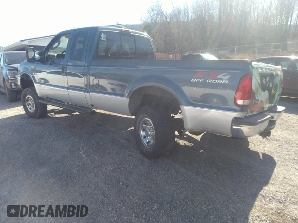 2004 Ford F-250 XL z VIN 1FTNX21P04EB90318, wystawiony jako IAAI lot #41640316 z przebiegiem 218 352 mil mil oraz . Historia ofert i sprzedaży dostępna na DreamBid. Obrazek 3.