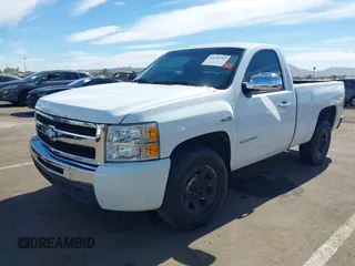 2009 Chevrolet Silverado 1500 Work Truck with VIN 1GCEC14019Z276063, listed as a IAAI auction lot 41654795 with 190,331 mi miles. Bid and sale history available at carsss.com. Image 17.